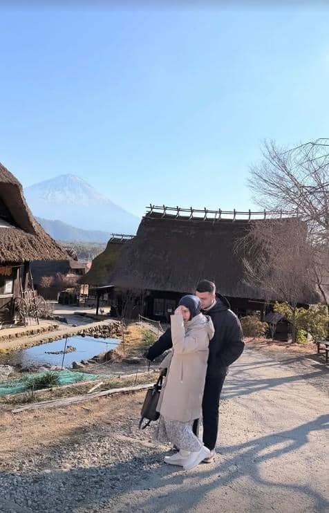 Yislam Jaidi di Jepang, Perdana Publish Wajah Anak (instagram.com/miskashf)