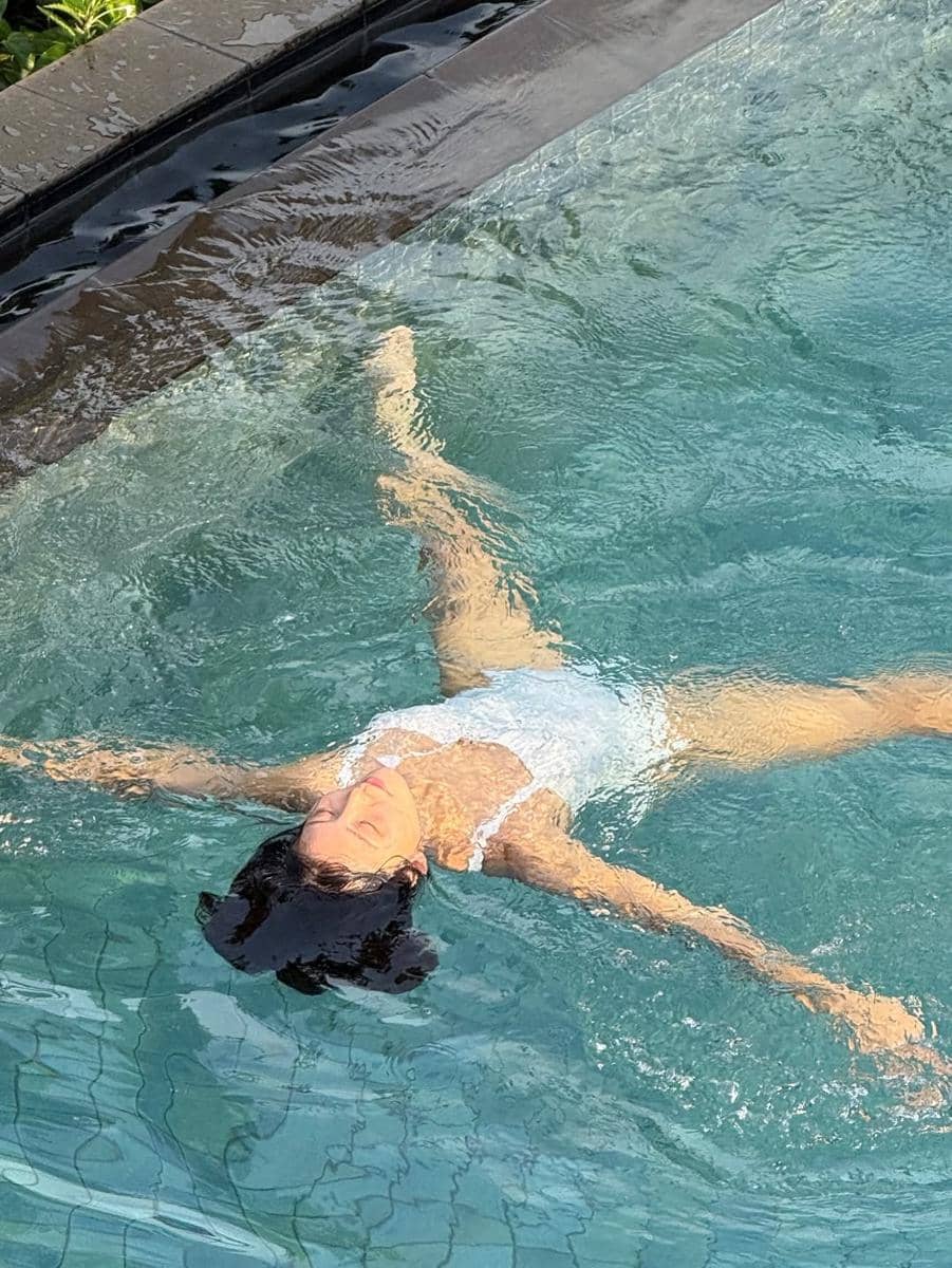 potret Kang So Yeon Single's Inferno liburan di Bali