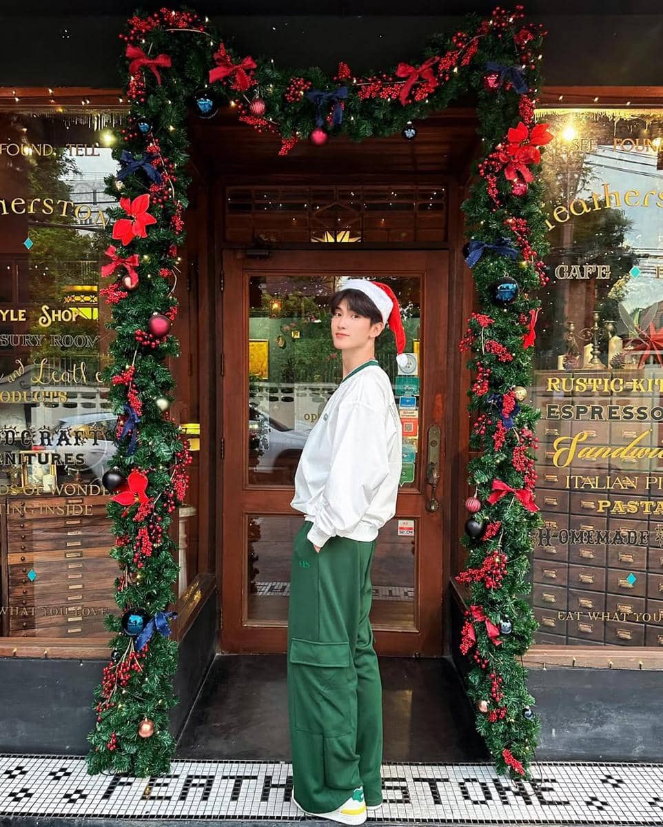 OOTD Natal ala First Chalongrat