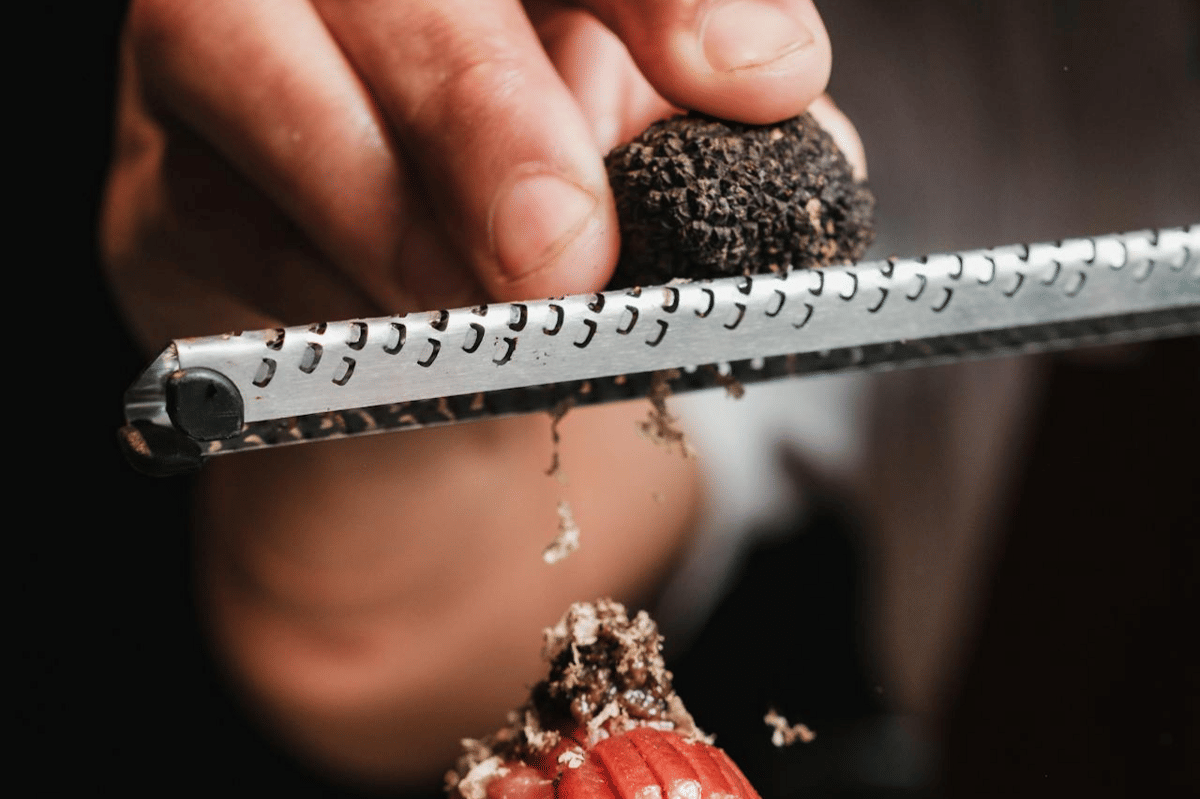 ilustrasi penggunaan truffle pada hidangan