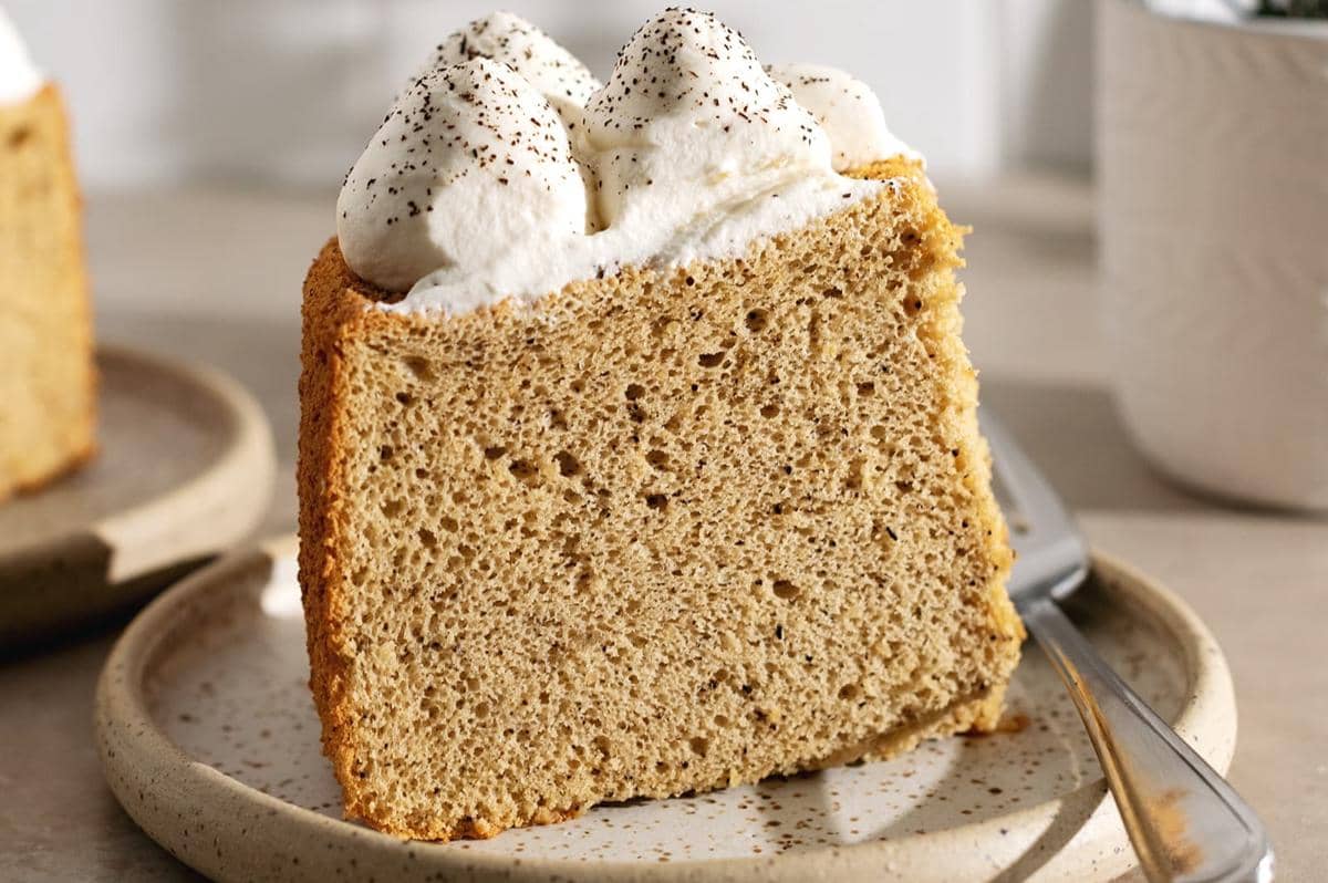 Ilustrasi earl grey chiffon cake 