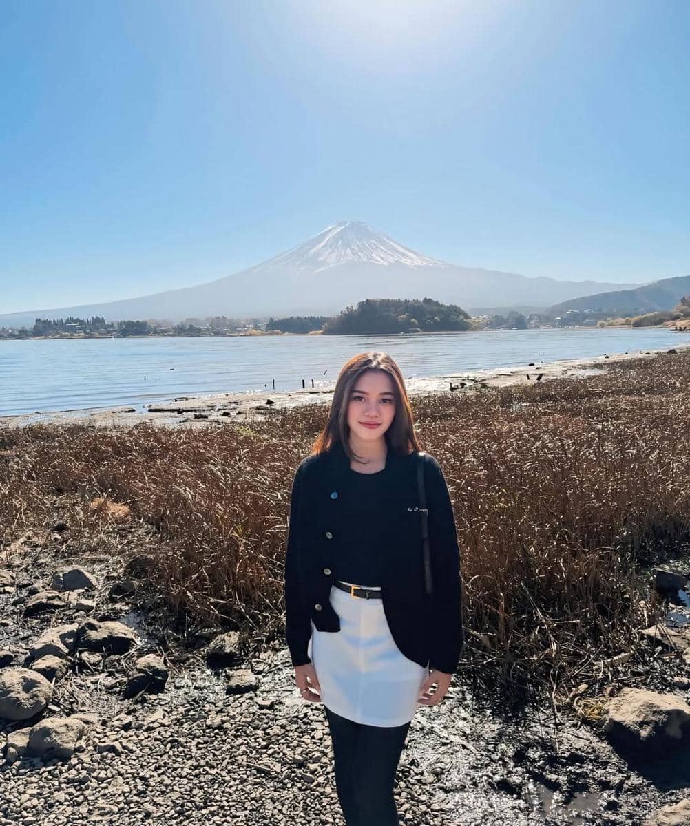 Seleb liburan ke Jepang bulan Desember 2025.