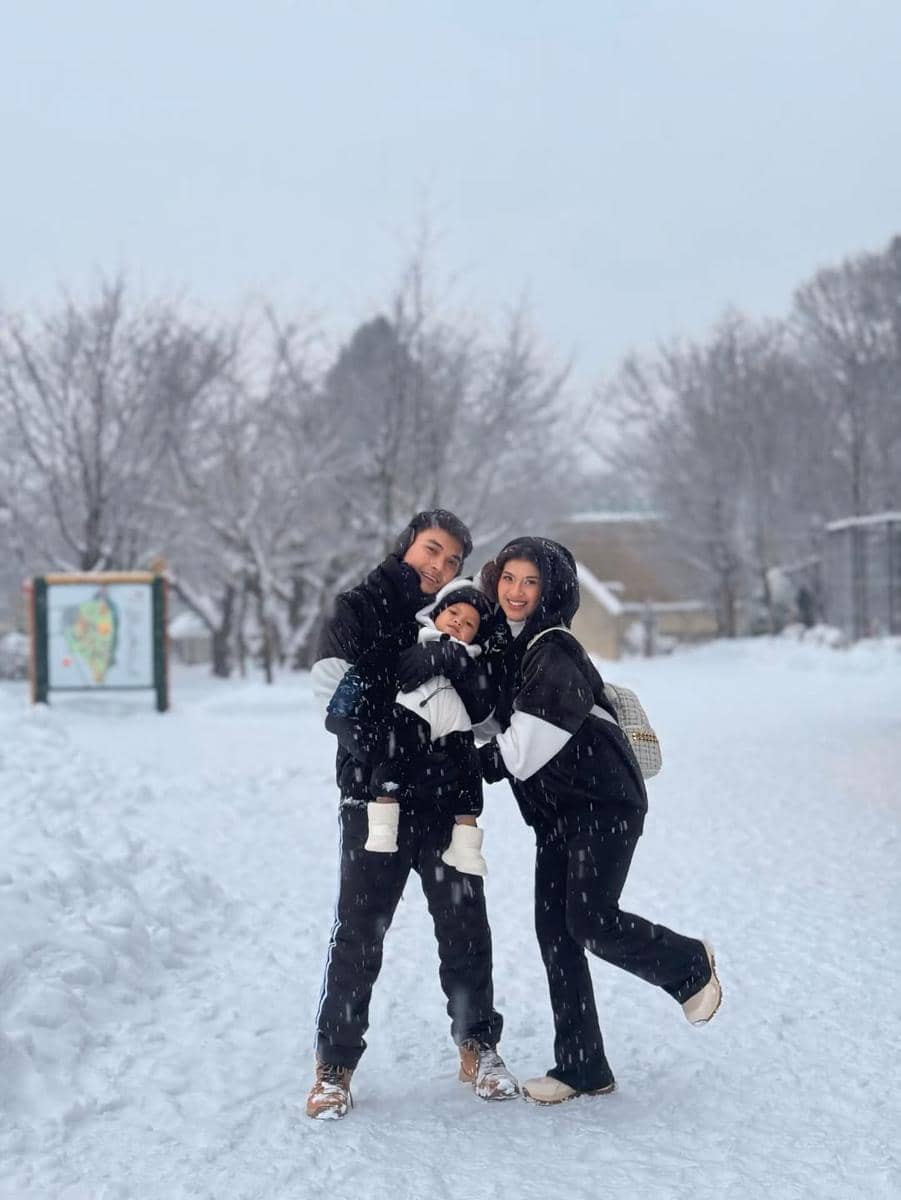 Seleb liburan ke Jepang bulan Desember 2025.