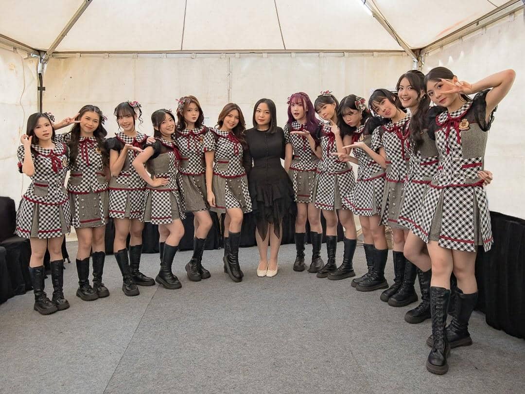 potret member JKT48 bersama Bernadya