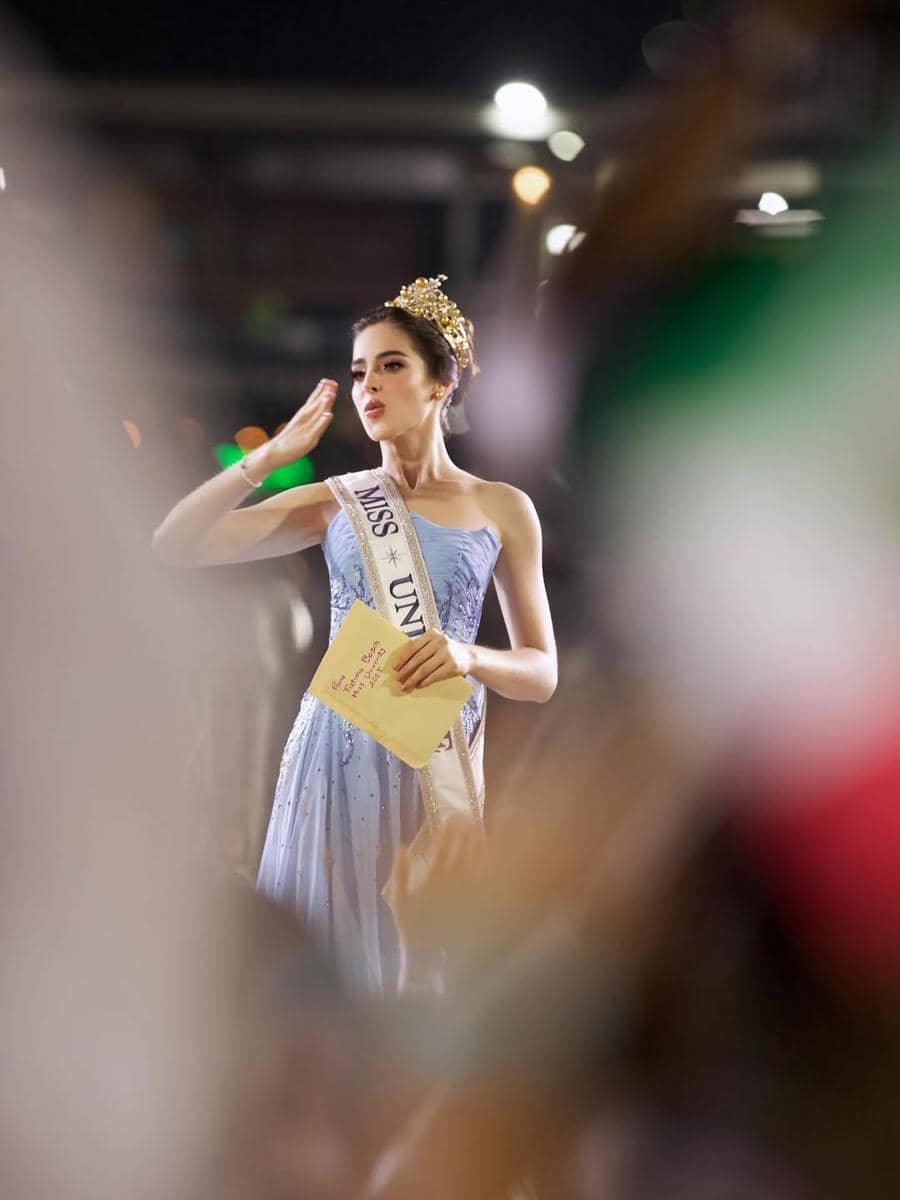 potret homecoming Fatima Bosch, Miss Universe 2025 