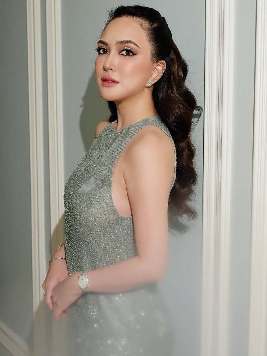 Inspirasi gaya rambut ala Shandy Aulia