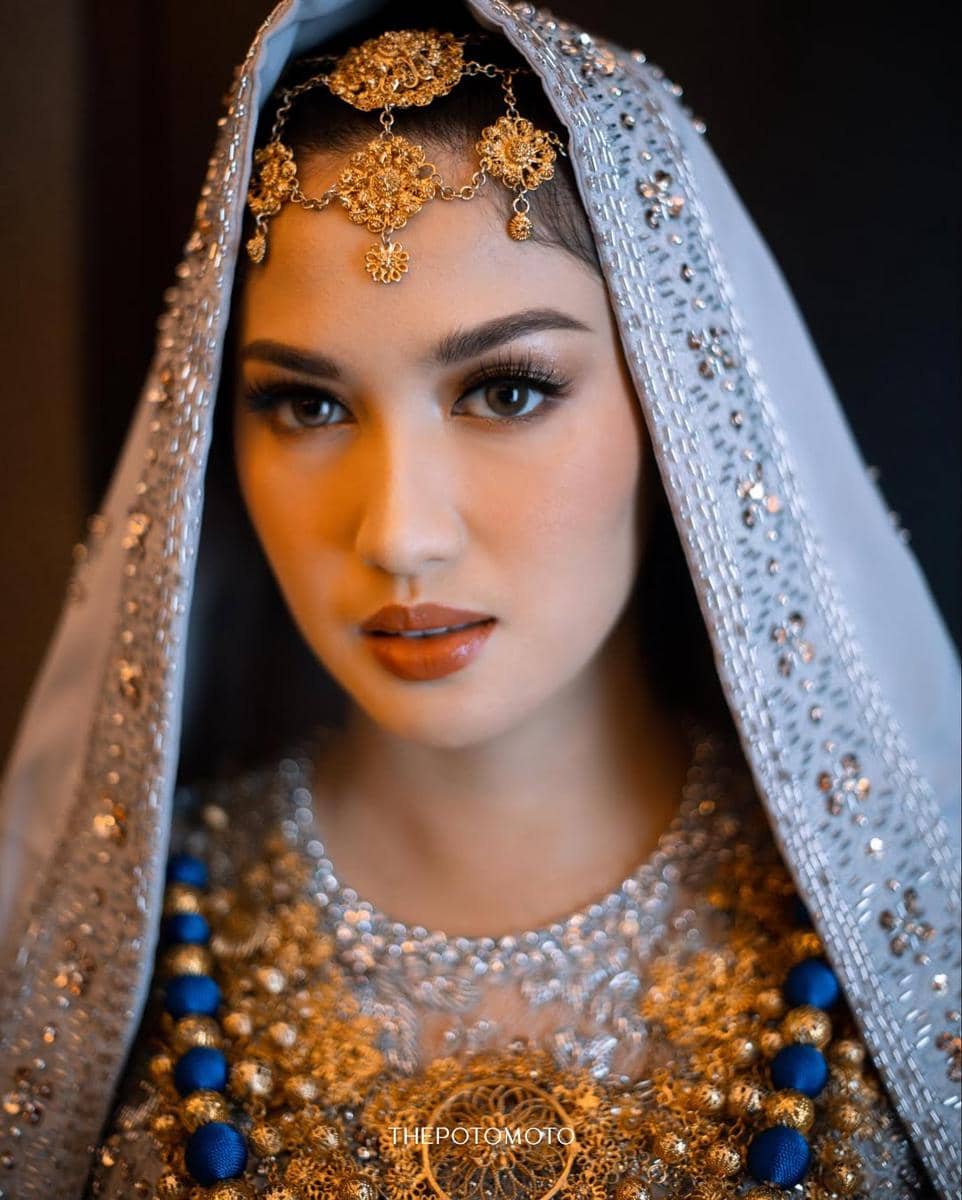 From the wedding of @ochi24 & @luthfiarf Officially husband and wife!💍Forever starts now. Today.jpg