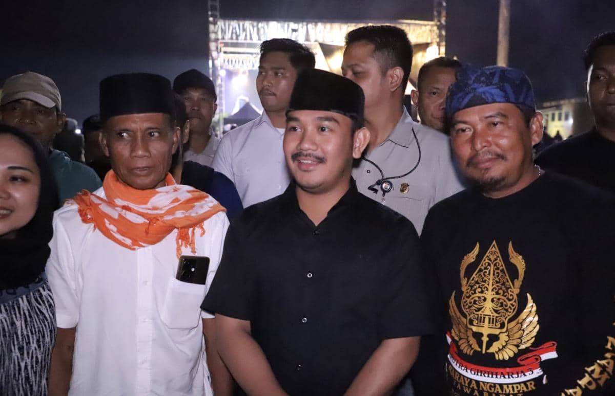 Profil Ade Kuswara Kunang, Bupati Bekasi yang Ditangkap KPK