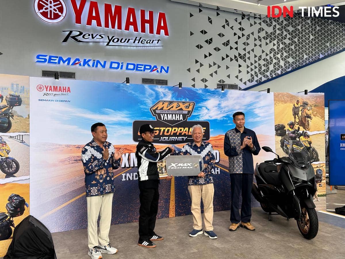 Yamaha apresiasi Daeng yang telah lakukan umrah sejauh 27 ribu kilometer 