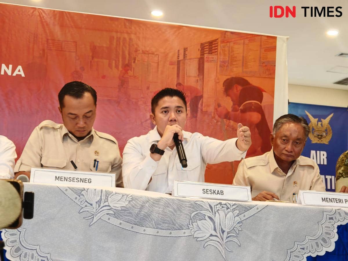 Setkab Teddy Indra Wijaya