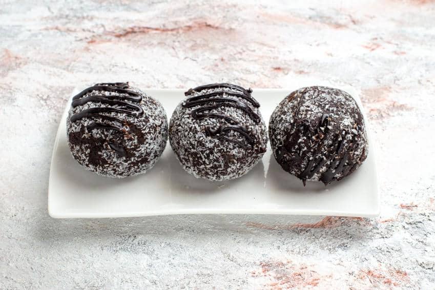 Chocolate snowball cookies