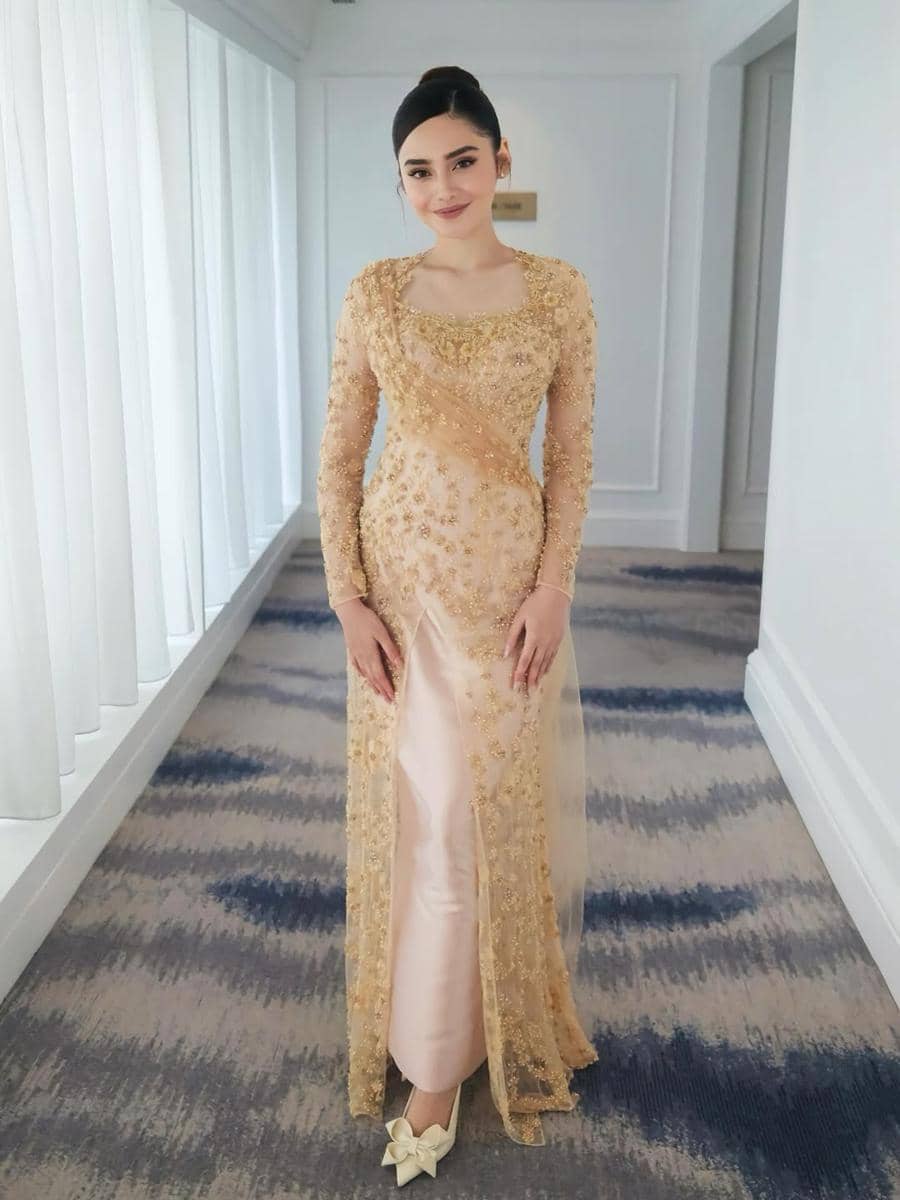 Si cantik @syifahadju wrapped in our Kebaya - Dress for Al & Alysa Akad ceremony, kenapa Kebaya .jpg