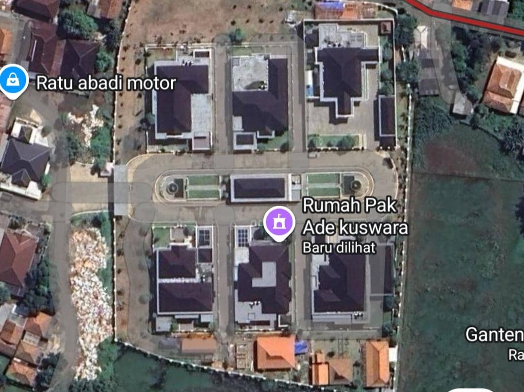  rumah Bupati Bekasi Ade Kuswara 