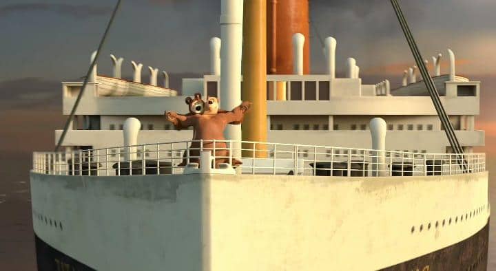 Bear dan Lady Bear menirukan adegan film Titanic.