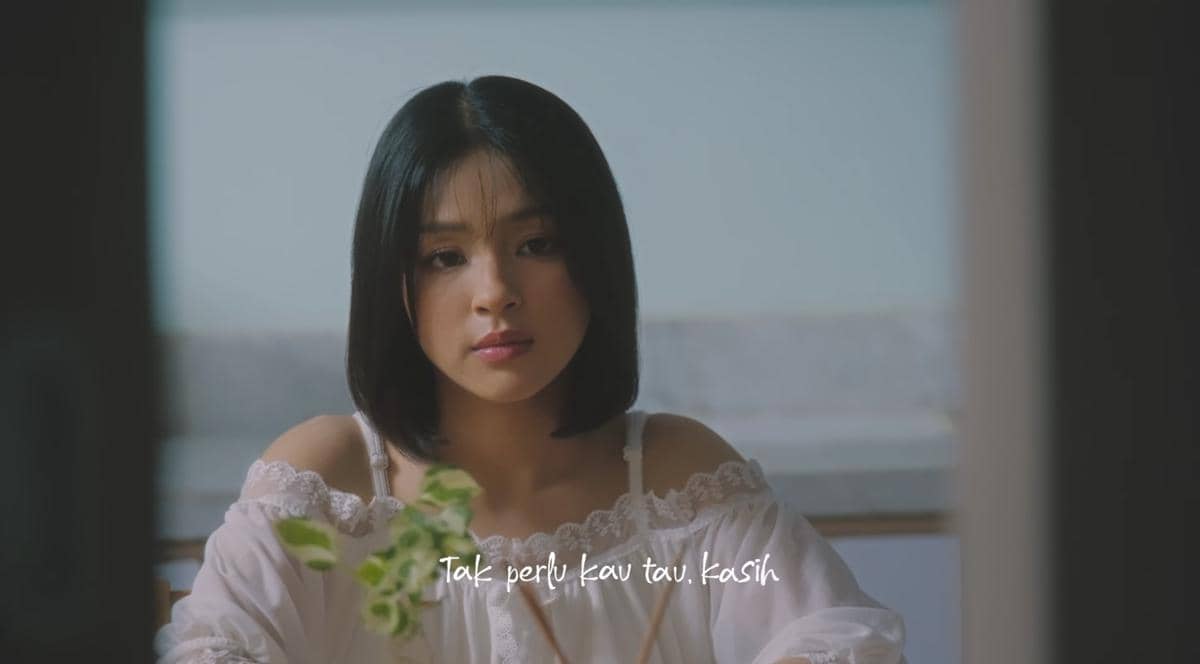 lirik lagu buku karangan eca japasal