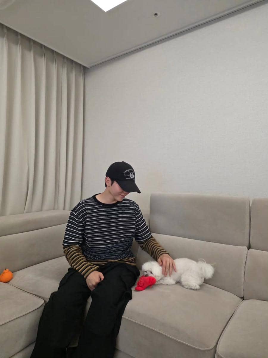 OOTD Seungkwan SEVENTEEN