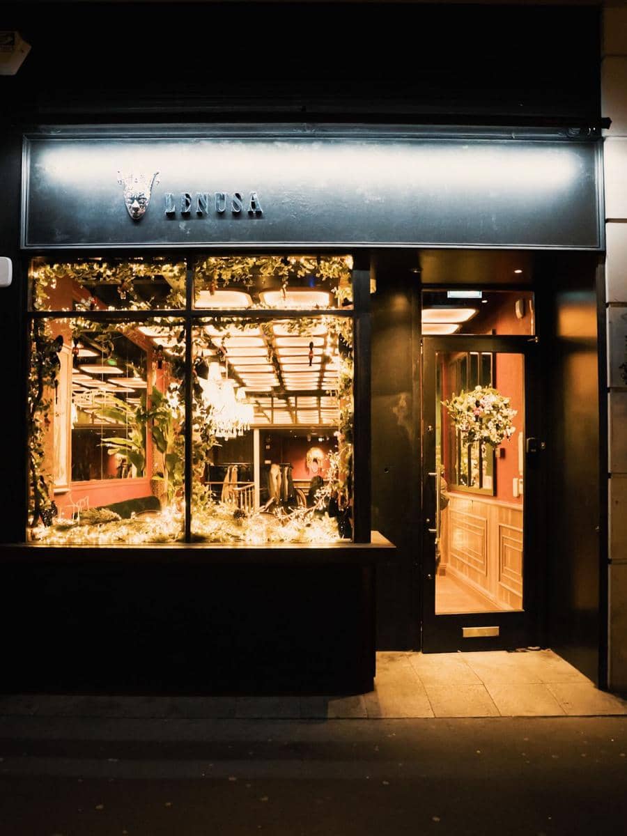 Peresmian Restoran Mewah Nagita Slavina di London (instagram.com/raffinagita1717)