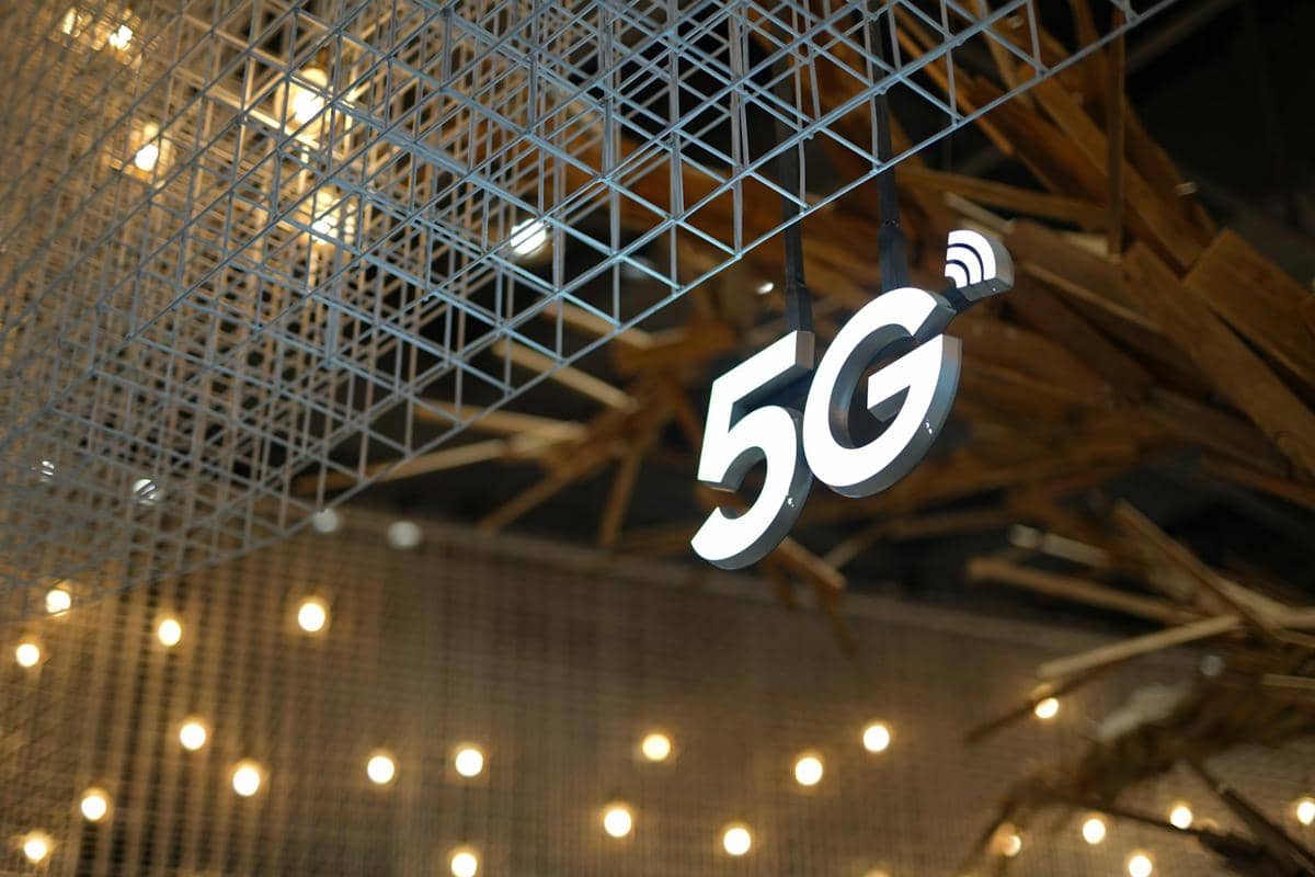 ilustrasi jaringan internet 5G