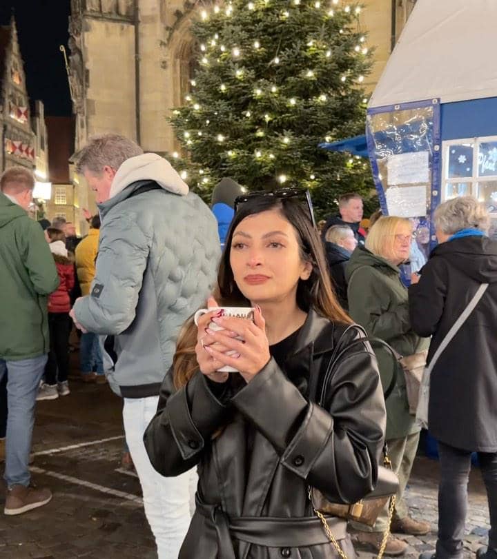 Sarah Keihl dan keluarga jalan-jalan ke Kota Münster