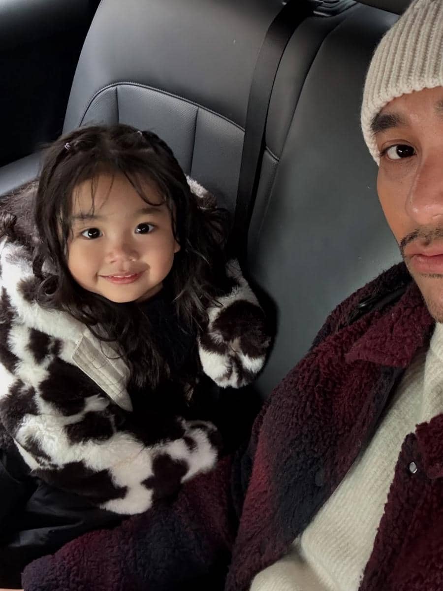 Krisjiana dan Xarena jalan-jalan berdua di Seoul