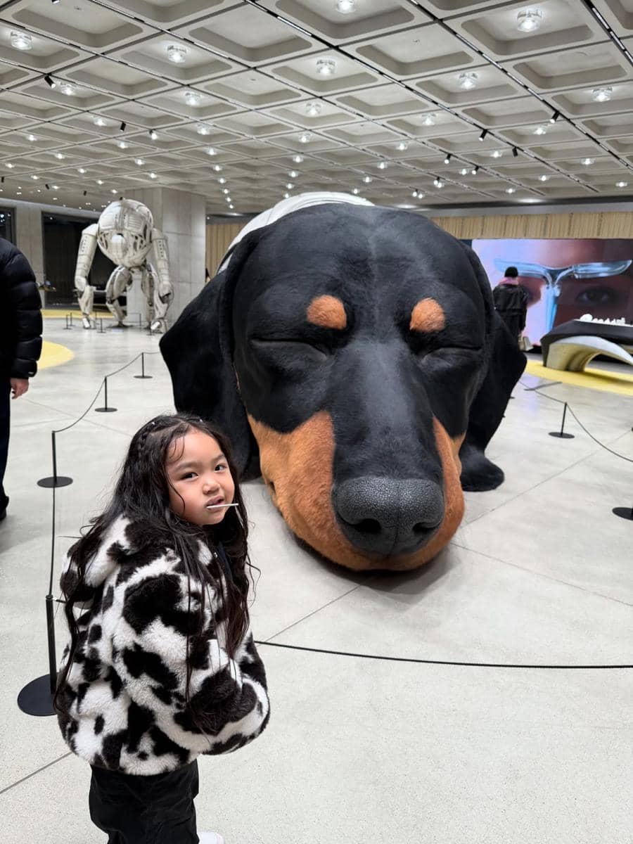 Krisjiana dan Xarena jalan-jalan berdua di Seoul