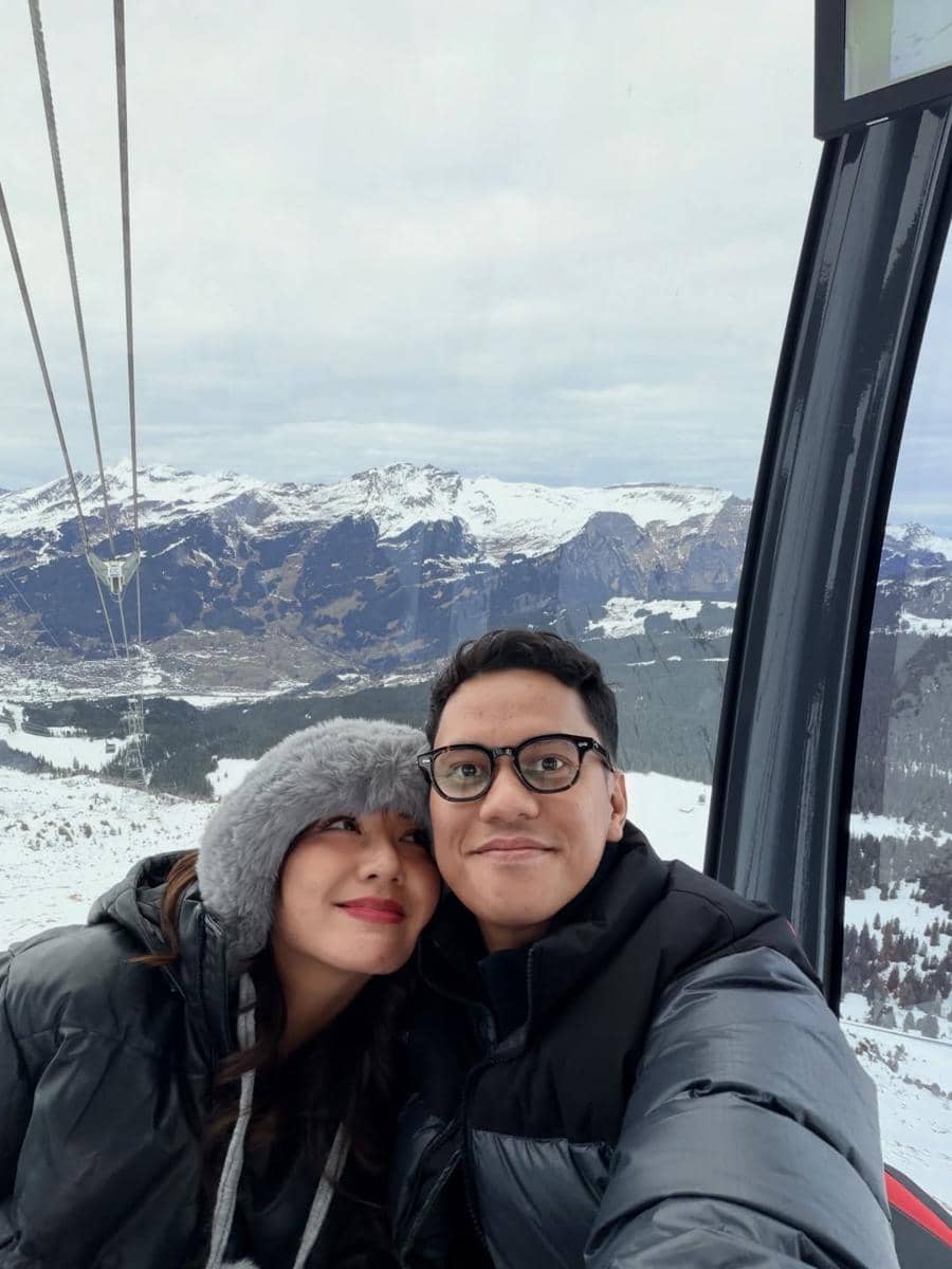 Keluarga Arief Muhammad liburan akhir tahun ke Switzerland