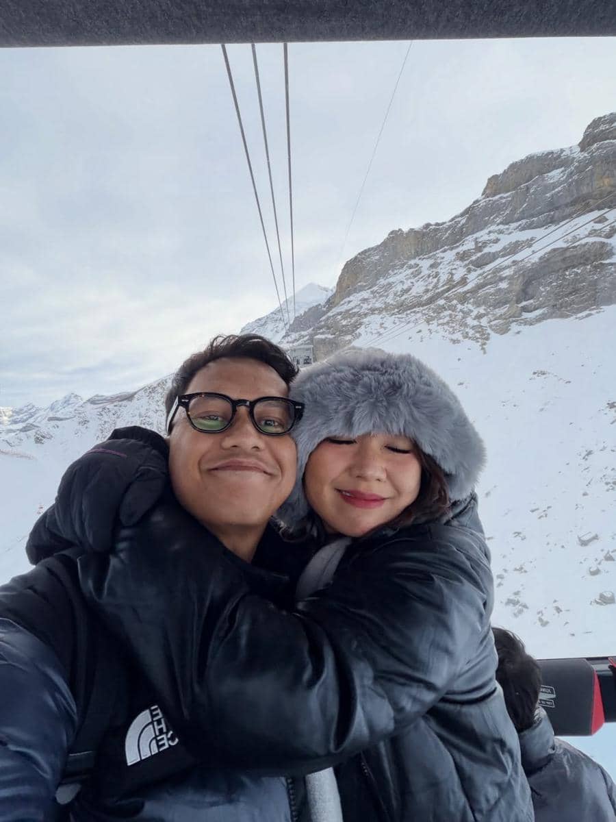 Keluarga Arief Muhammad liburan akhir tahun ke Switzerland