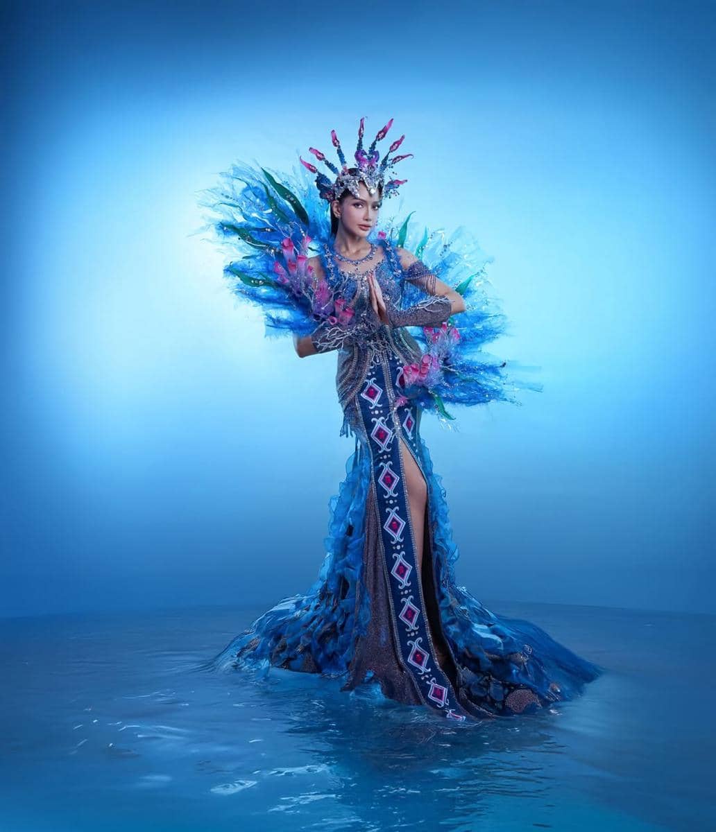 Potret National Costume Miss International Indonesia 2025, Melliza Xaviera