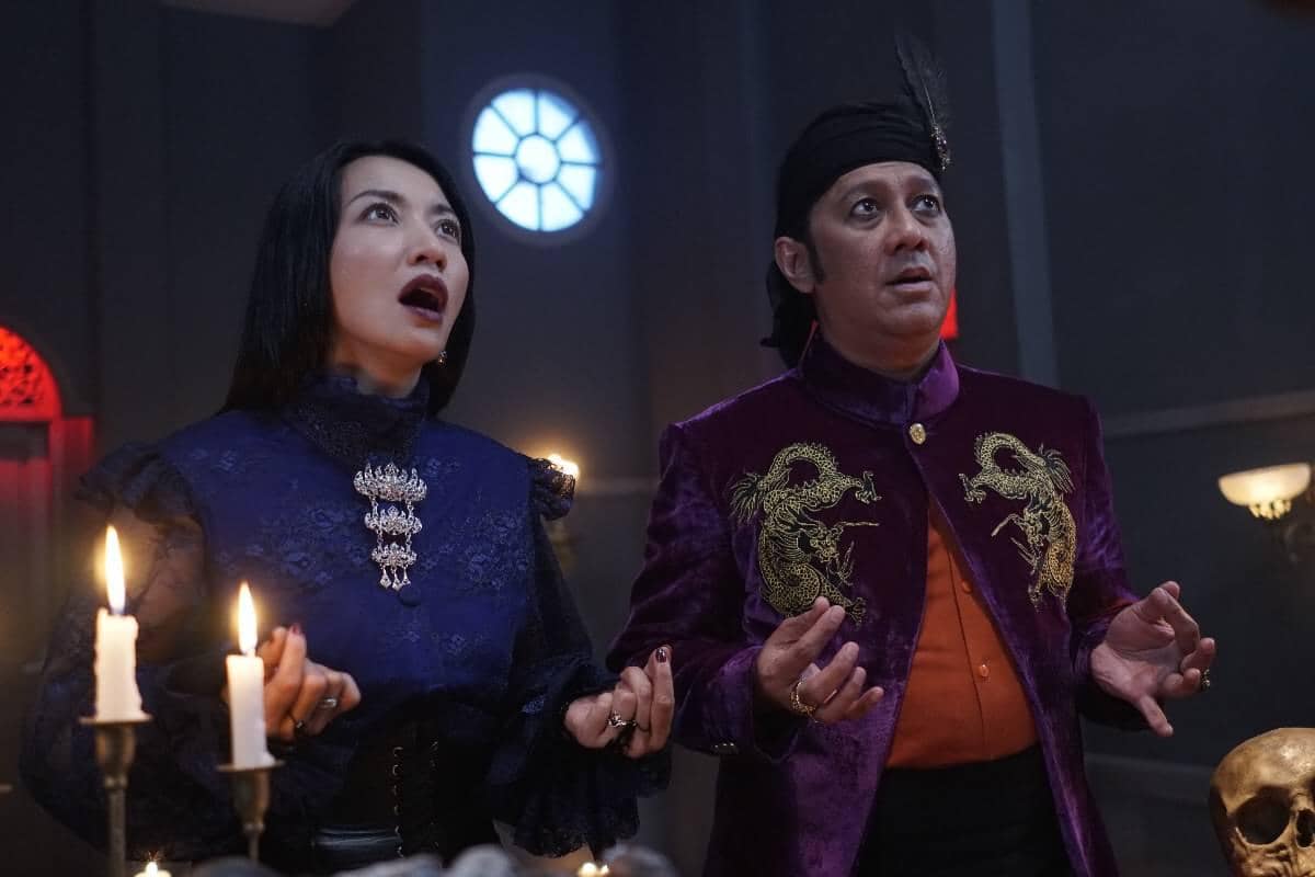 Review Comic 8 Revolution Santet K4bin3t.jpeg