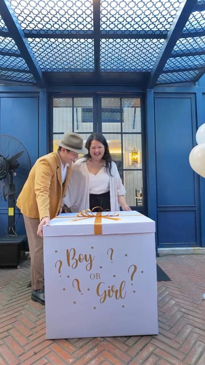 VS--1Instagram-0’02” (8).jpg