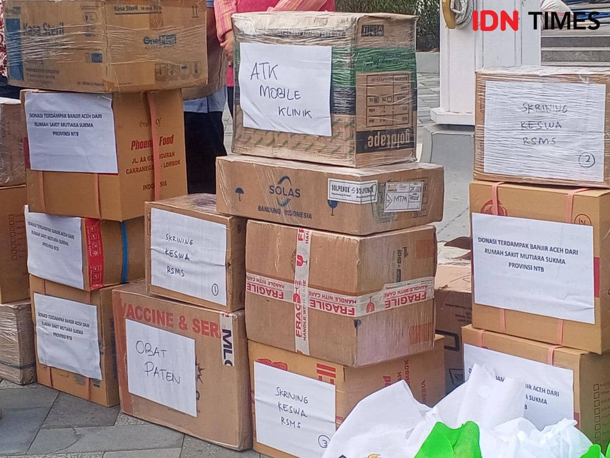 Bantuan obat-obatan dan peralatan medis yang dibawa tim medis NTB ke Aceh Utara.