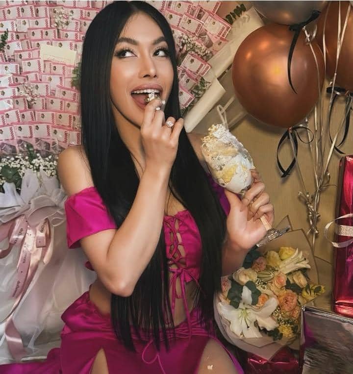 Denada Rayakan ultah ke-47