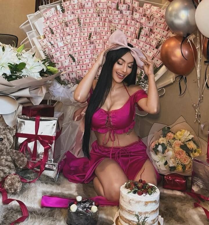 Denada Rayakan ultah ke-47