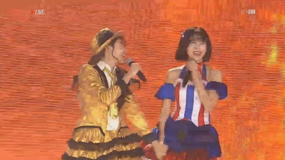 Feni manggung lagi bareng JKT48 (dok. IDN Live)