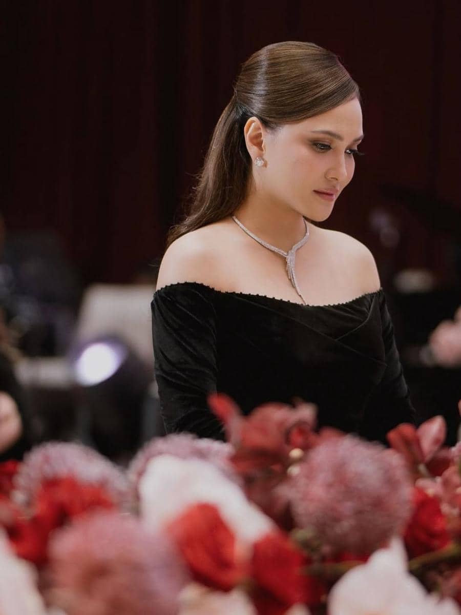 gaya makeup kondangan ala Shandy Aulia 