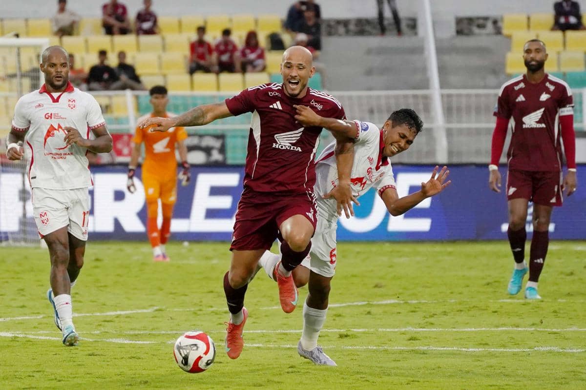 PSM Makassar versus Malut United di musim 2025/2026.