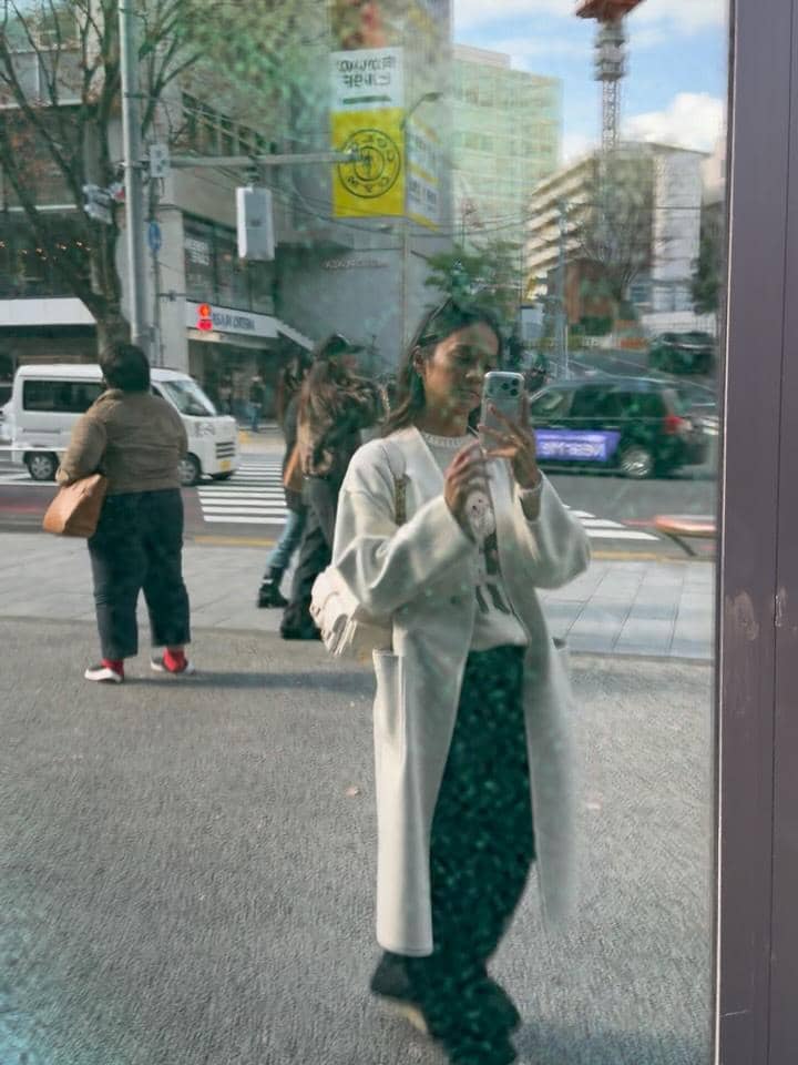 Hana Malasan saat liburan ke Jepang