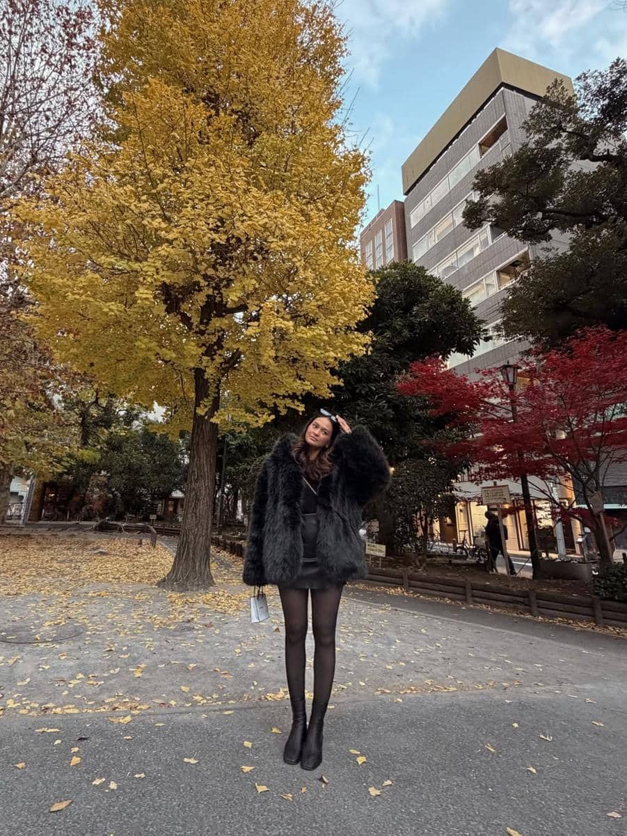 Hana Malasan saat liburan ke Jepang