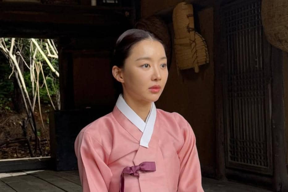 Ratu Jangjeong (Jang Hee Jin) di drakor Moon River