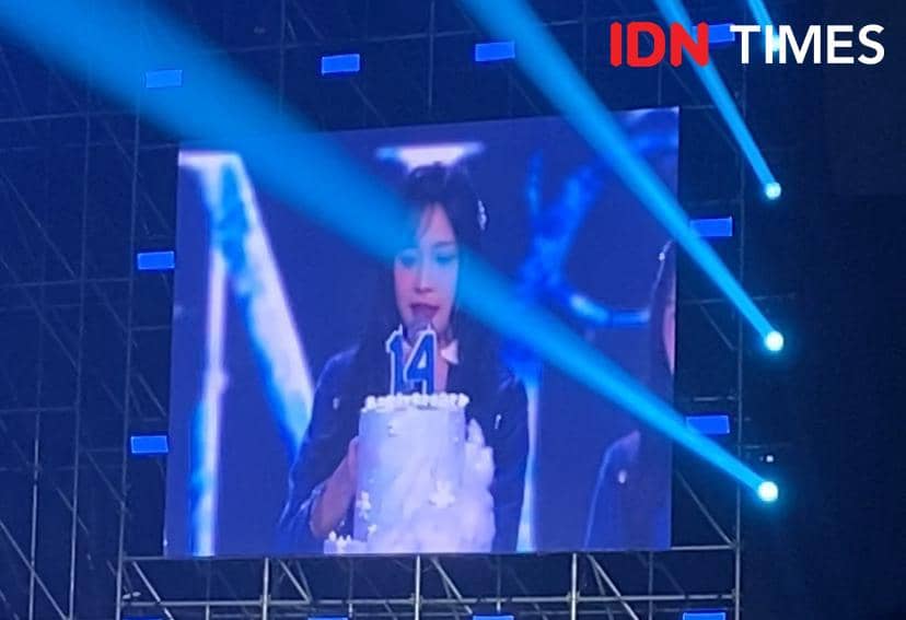 momen ikonik di konser THE FIRST SNOW JKT48 14th Anniversary Concert & Gracia Graduation Ceremony”, Sabtu (20/12/2025)