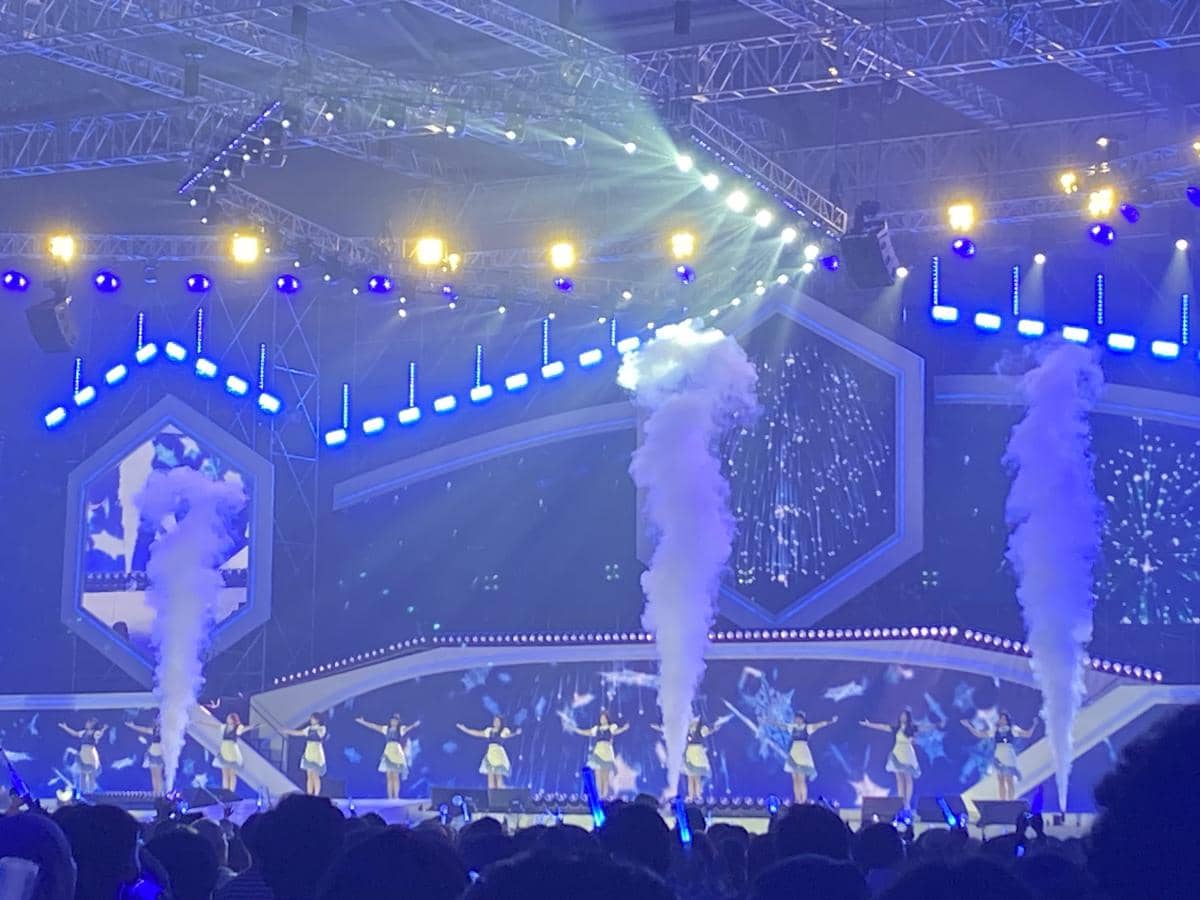 momen ikonik di konser THE FIRST SNOW JKT48 14th Anniversary Concert & Gracia Graduation Ceremony”, Sabtu (20/12/2025)