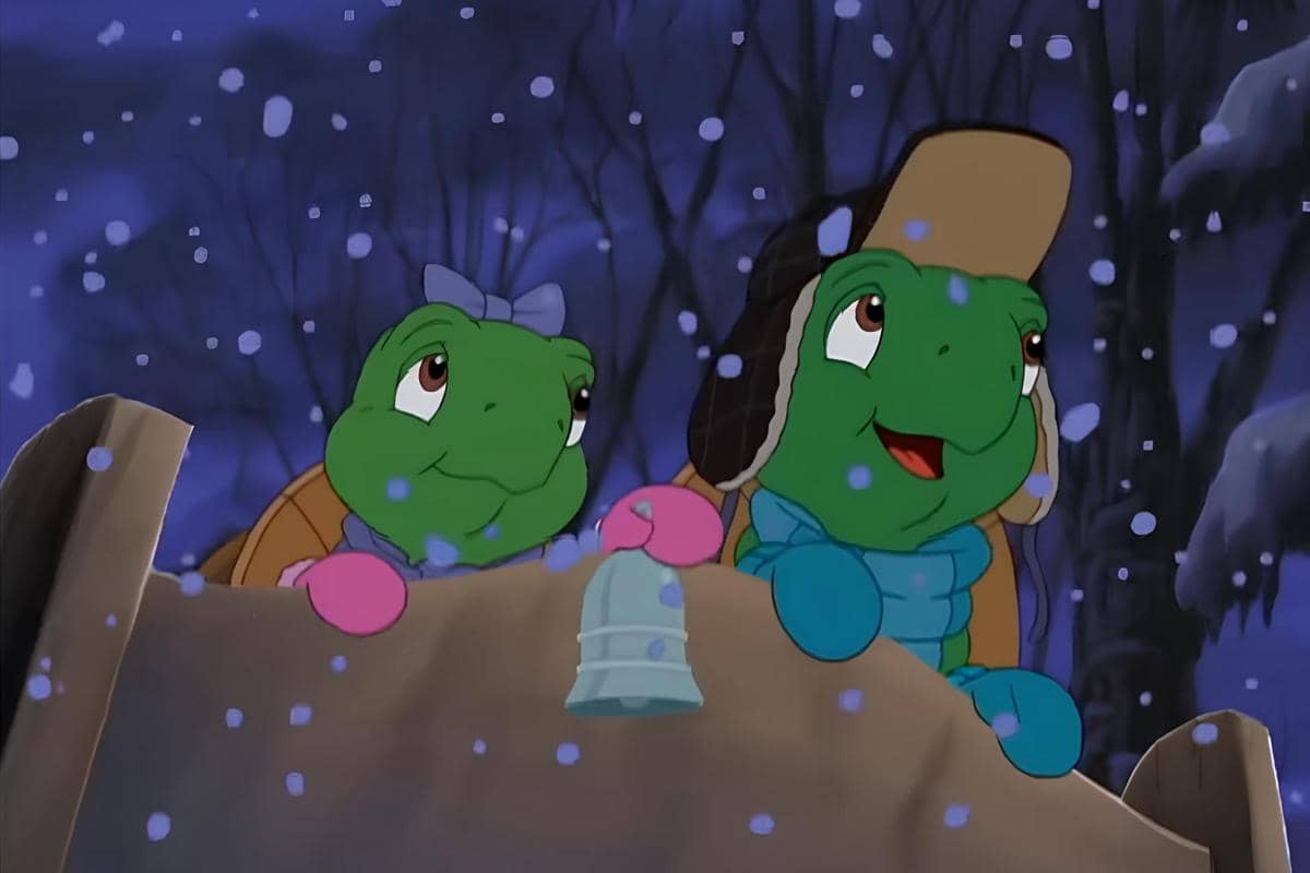 Franklin dan adiknya, Harriet, bersama-sama melalui perjalanan magis di malam Natal demi mendapatkan pertolongan untuk kakek mereka yang terluka