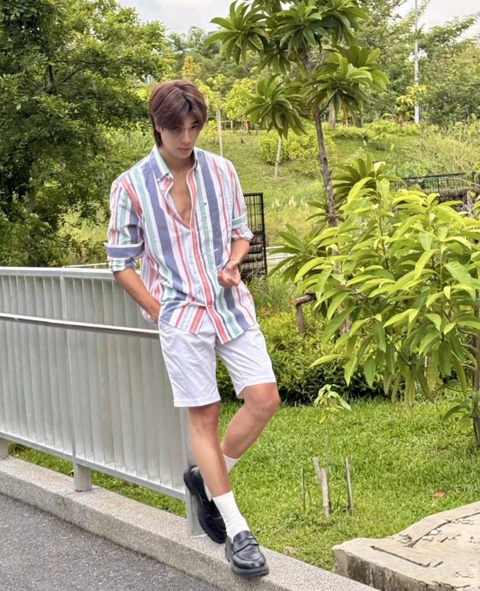 Style ala Phuwin Tangsakyuen