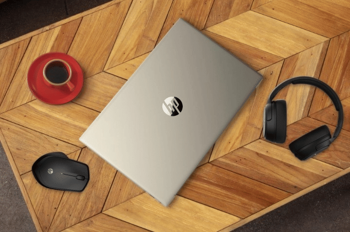 ilustrasi laptop HP