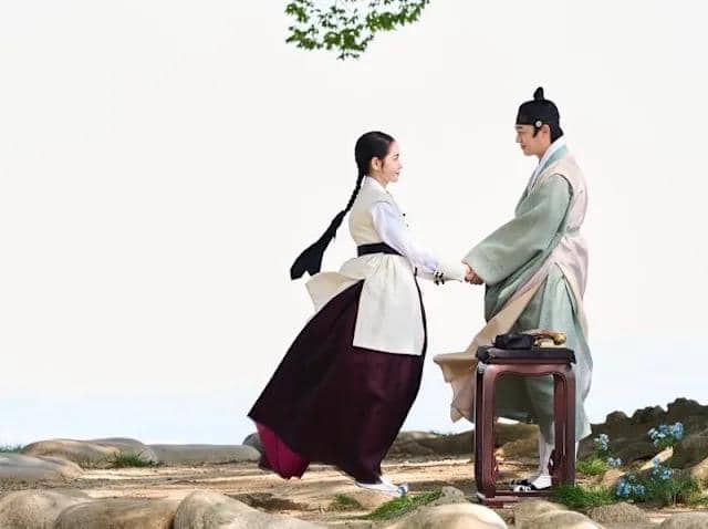 still cut drama Moon River