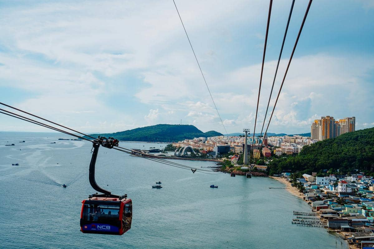 ilustrasi cable car di Phu Quoc