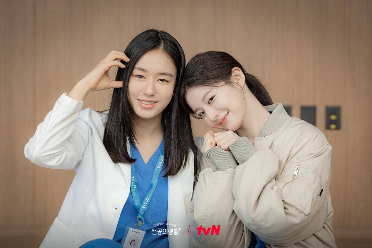 pemain drama Resident Playbook 