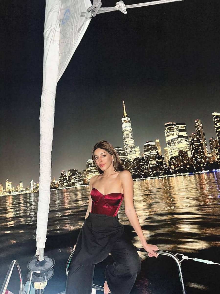 Alaya Furniturewalla