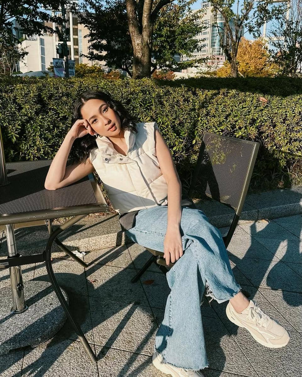 ide mix and match sneakers ala Agatha Pricilla 