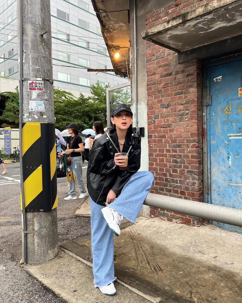 ide mix and match sneakers ala Agatha Pricilla 